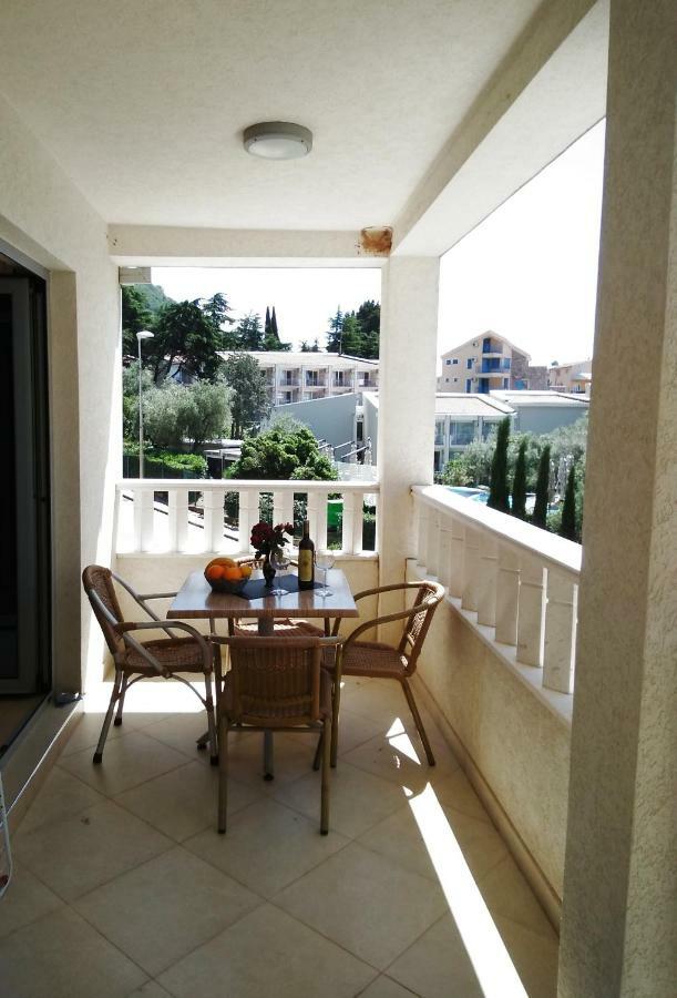 Vila V Lux Apartments Petrovac Εξωτερικό φωτογραφία